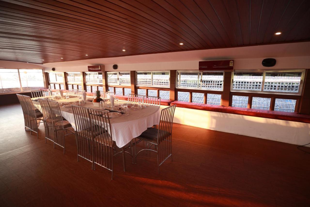 Friends Cruise, Nightstay Houseboat Alappuzha Eksteriør bilde