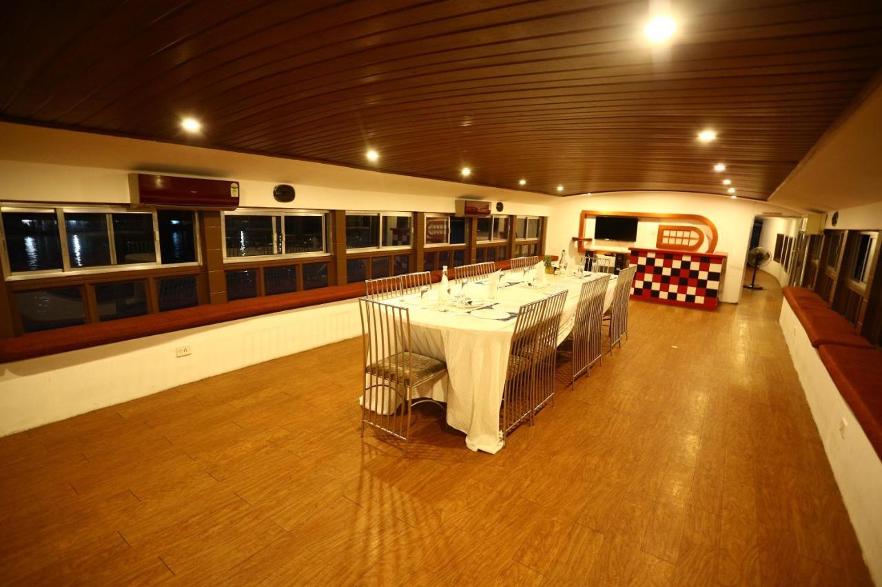Friends Cruise, Nightstay Houseboat Alappuzha Eksteriør bilde