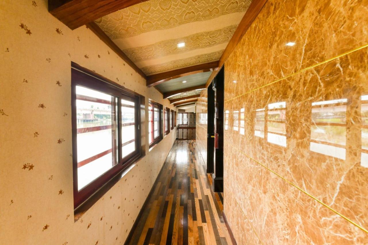 Friends Cruise, Nightstay Houseboat Alappuzha Eksteriør bilde