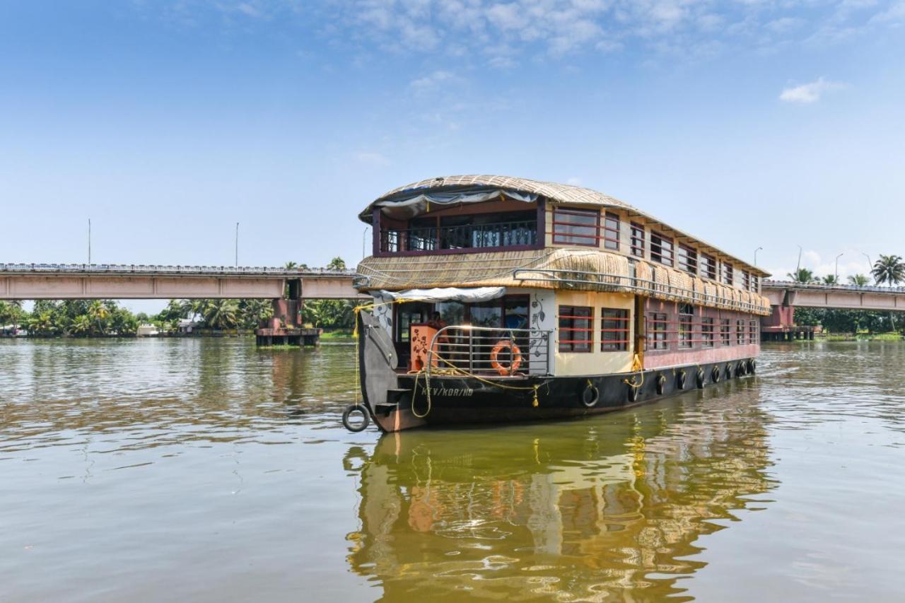 Friends Cruise, Nightstay Houseboat Alappuzha Eksteriør bilde
