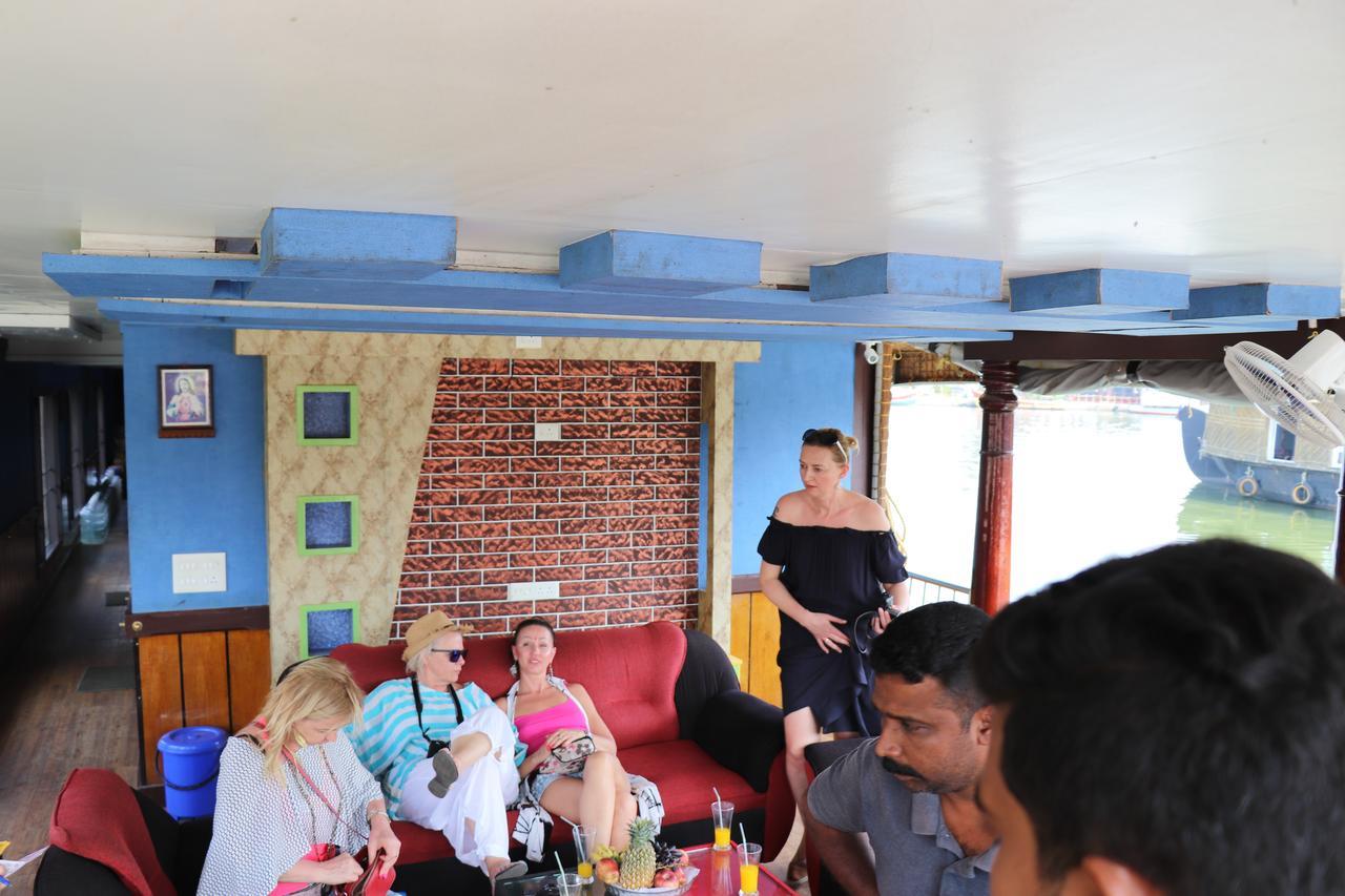 Friends Cruise, Nightstay Houseboat Alappuzha Eksteriør bilde