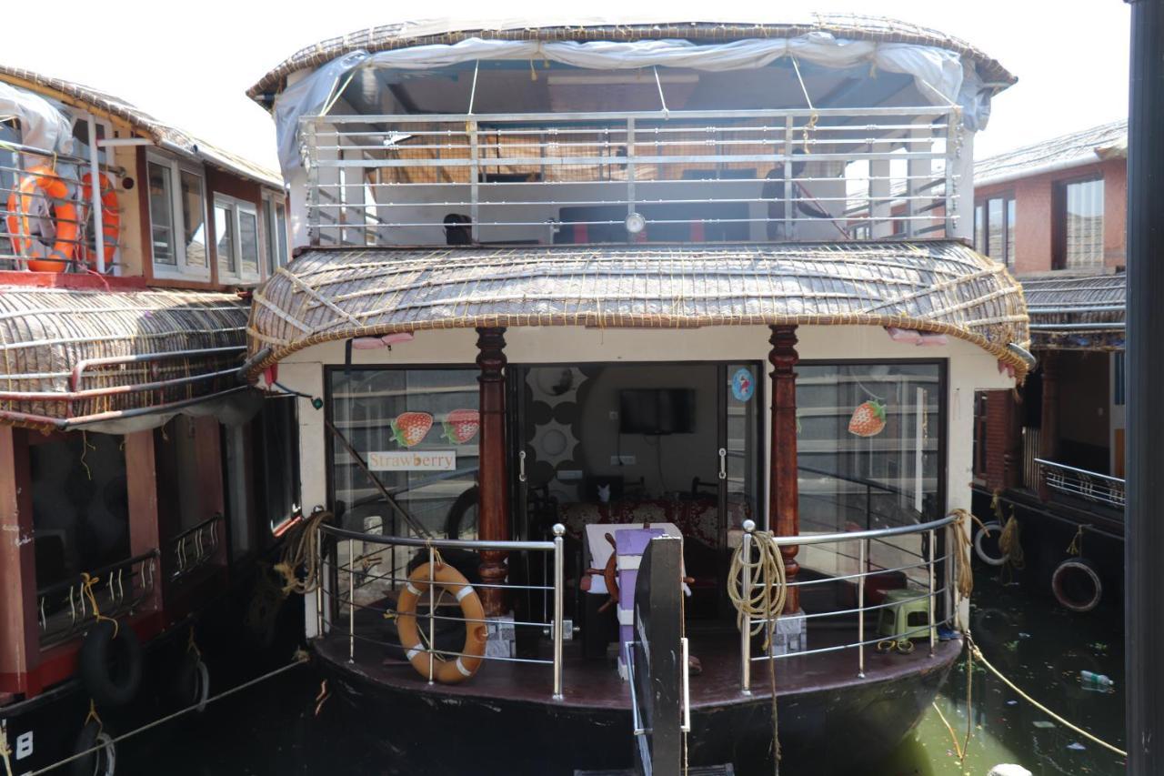 Friends Cruise, Nightstay Houseboat Alappuzha Eksteriør bilde