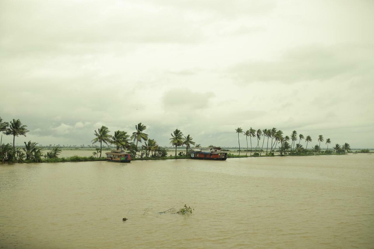 Friends Cruise, Nightstay Houseboat Alappuzha Eksteriør bilde